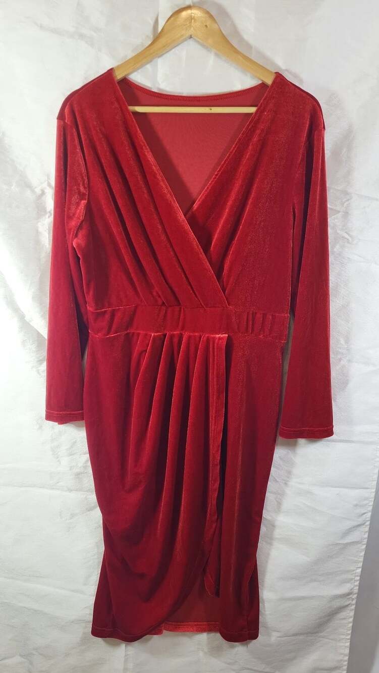 Plus Surplice Neck Wrap Hem Red Velvet Long Sleeve Dress XXL